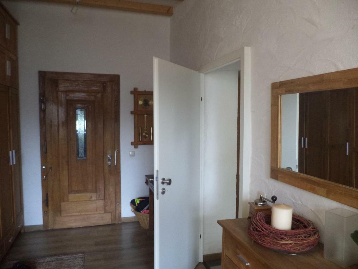 Ferienappartment Mit Schlafzimmer Farschweiler Luaran gambar